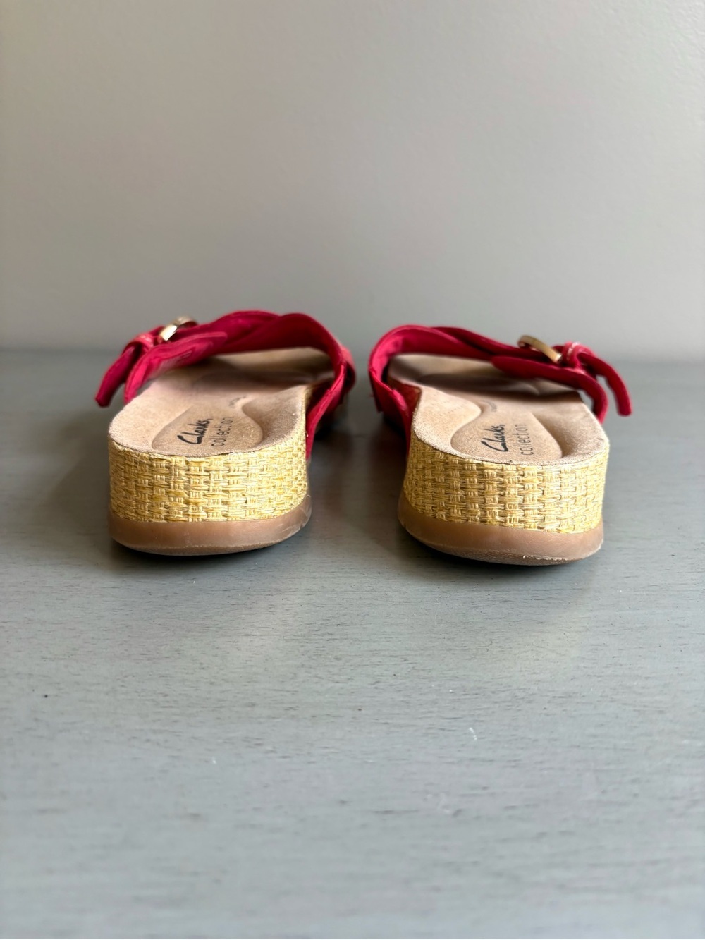 Clarks Collection Reileigh May Nubuck Red Crisscross Slide Buckle Sandal Sz 7.5 - Picture 7 of 12